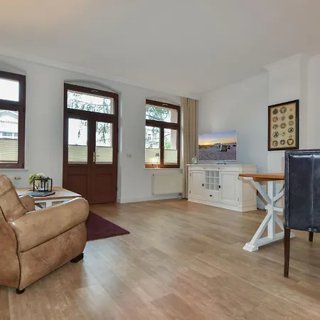 Apartament Hintze 02 *